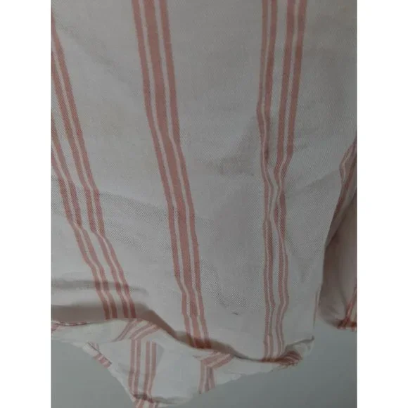 Universal Thread Pink & White Vertical Stripe Button Down Shirt Short Sleeve L - Picture 10 of 12